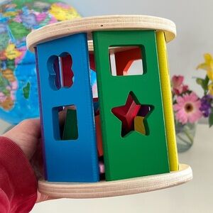 Wooden shape sorting toy